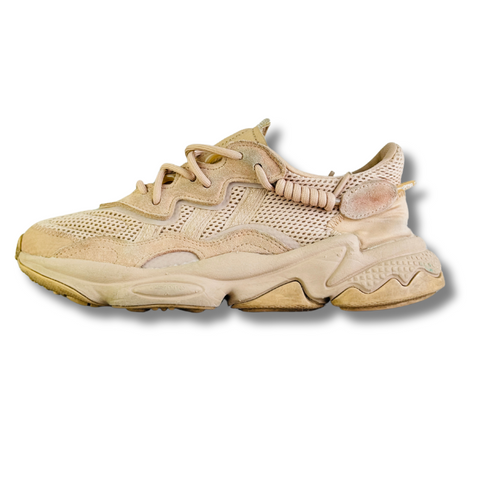 ADIDAS OZWEEGO