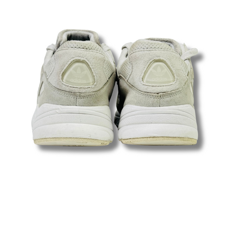 ADIDAS YUNG 96