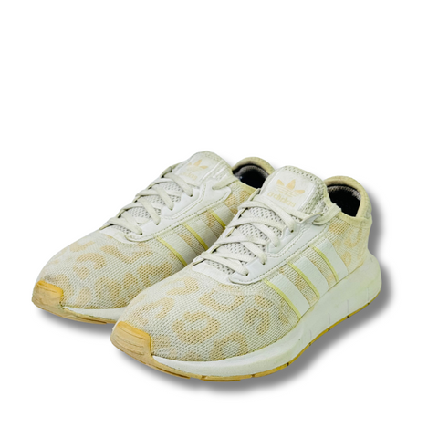 ADIDAS SWIFT RUN X LEOPARD - Kicksterr