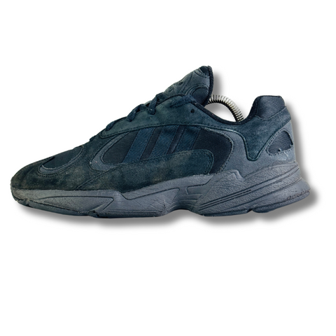 ADIDAS YUNG 1 TRIPPLE BLACK
