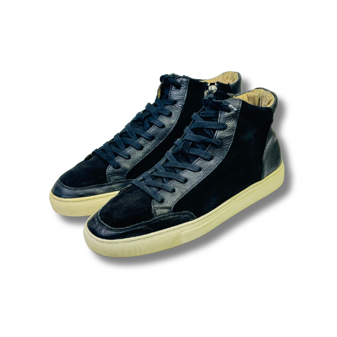 BANANA REPUBLIC SNEAKER