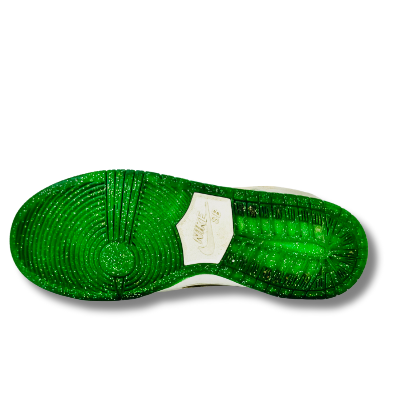 NIKE SB DUNK SEAN CLIVER HOLIDAY SPECIAL - Kicksterr