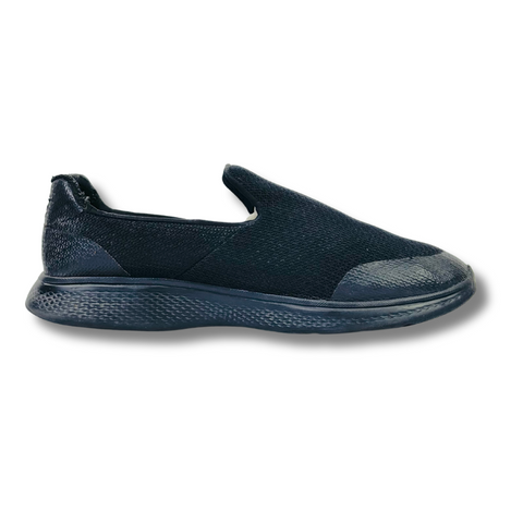 SKETCHERS GO WALK