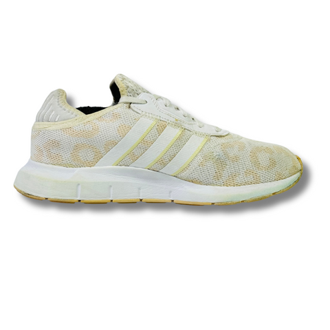 ADIDAS SWIFT RUN X LEOPARD - Kicksterr