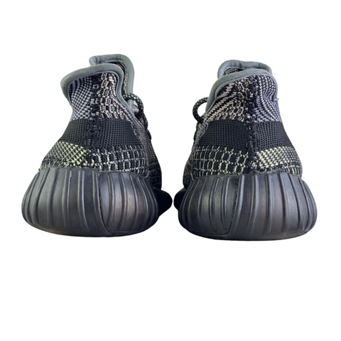 ADIDAS YEEZY BOOST