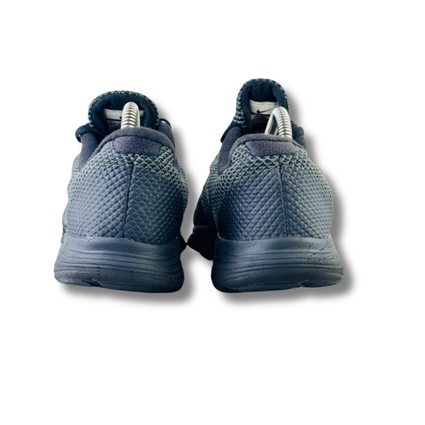 NIKE REVOLUTION